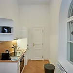 Central Premium Apartment Bg