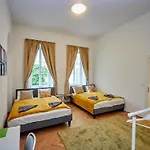 Central Premium Apartment Bg